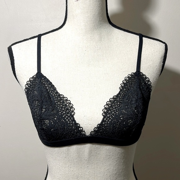 Victoria’s Secret Front Clasp Bralette in Black size Medium - Picture 1 of 7